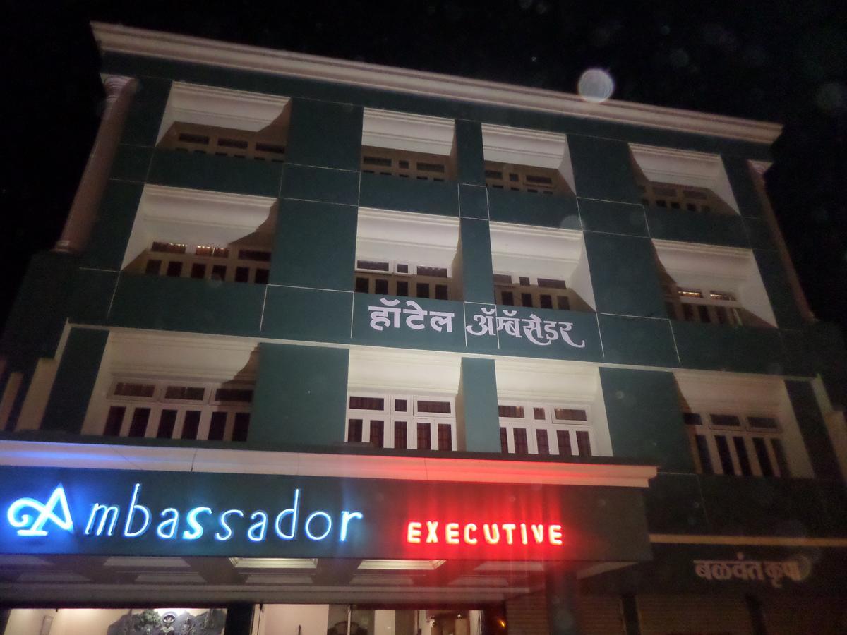 Hotel Ambessador Executive Solapur Eksteriør bilde